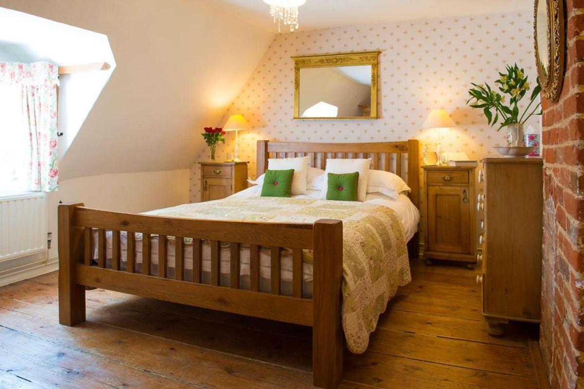 Wren Cottage, A Very Cosy Historic Coastal Cottage In A Pretty Little Village Wickham Market Esterno foto