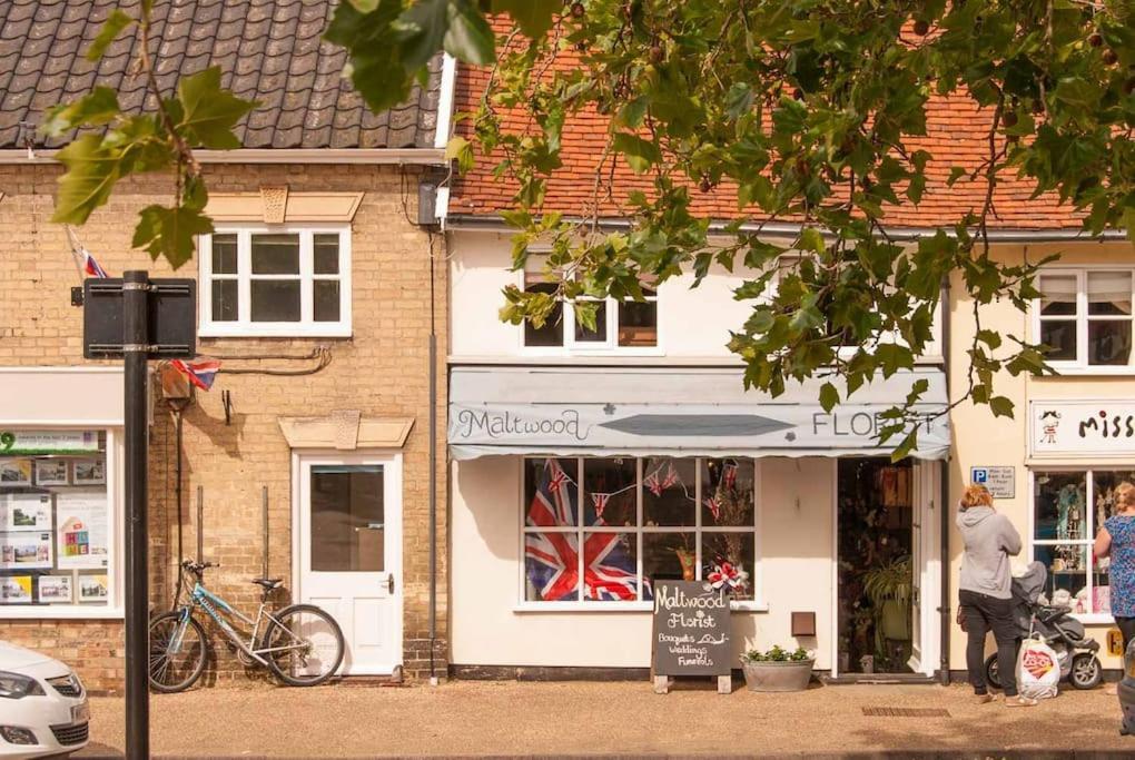 Wren Cottage, A Very Cosy Historic Coastal Cottage In A Pretty Little Village Wickham Market Esterno foto