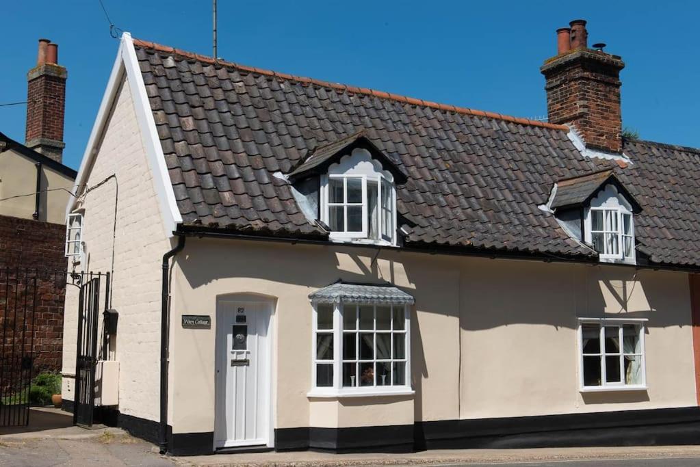 Wren Cottage, A Very Cosy Historic Coastal Cottage In A Pretty Little Village Wickham Market Esterno foto